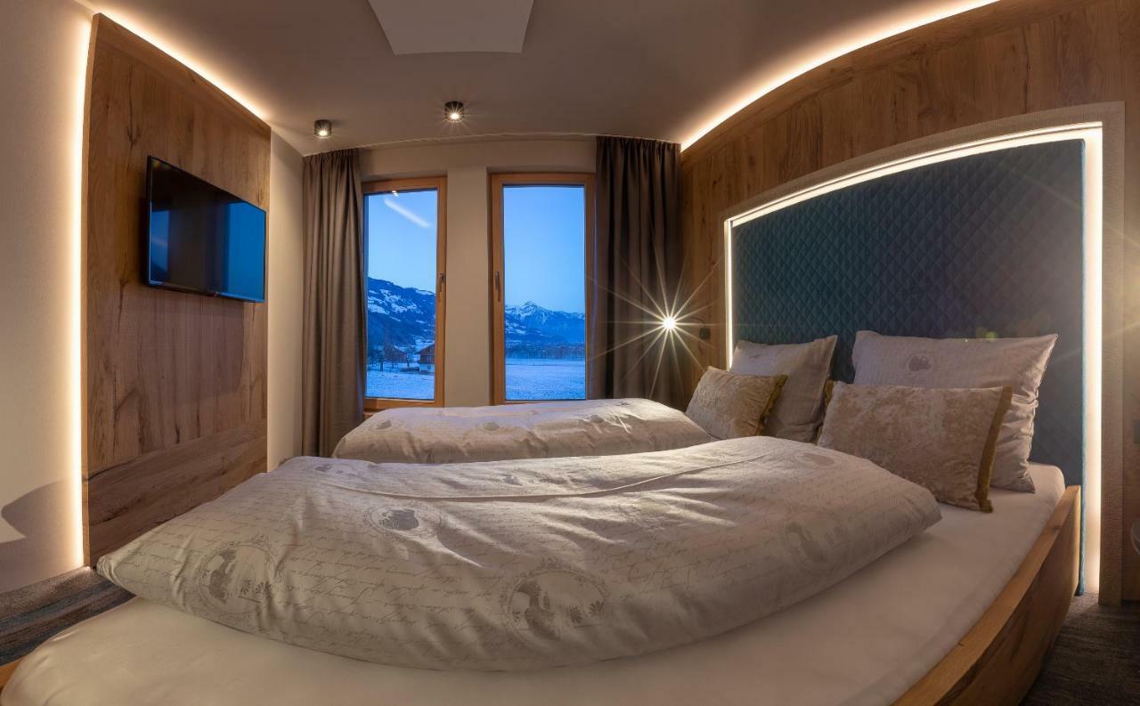 Appartement Zillertal Klee mit Restaurant KleemenTine Ried im Zillertal Extérieur photo