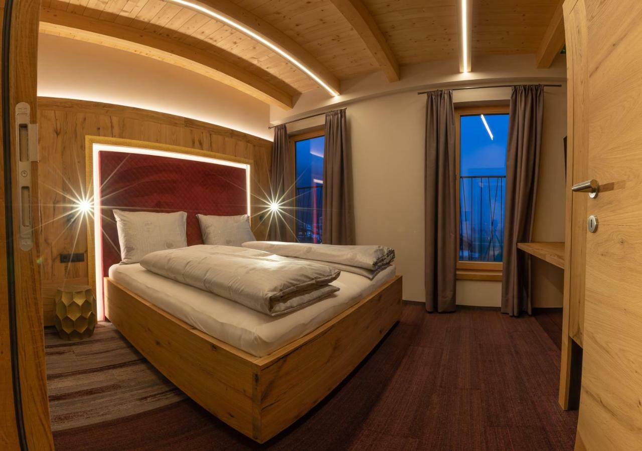 Appartement Zillertal Klee mit Restaurant KleemenTine Ried im Zillertal Extérieur photo