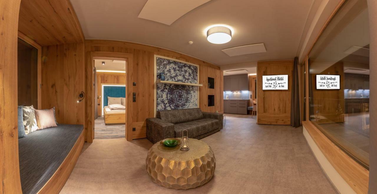 Appartement Zillertal Klee mit Restaurant KleemenTine Ried im Zillertal Extérieur photo